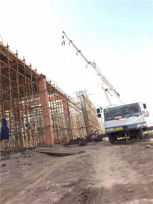 习水县吊车作业的安全注意事项有哪些？