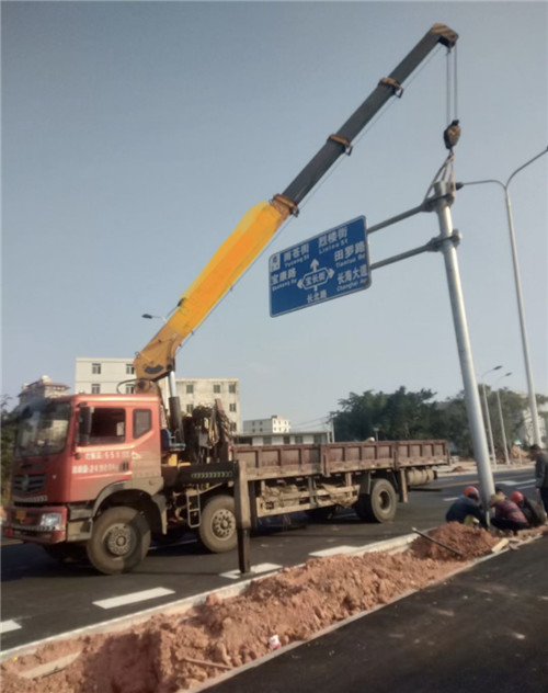 习水县设备吊装租赁吊车要用多大吊车
